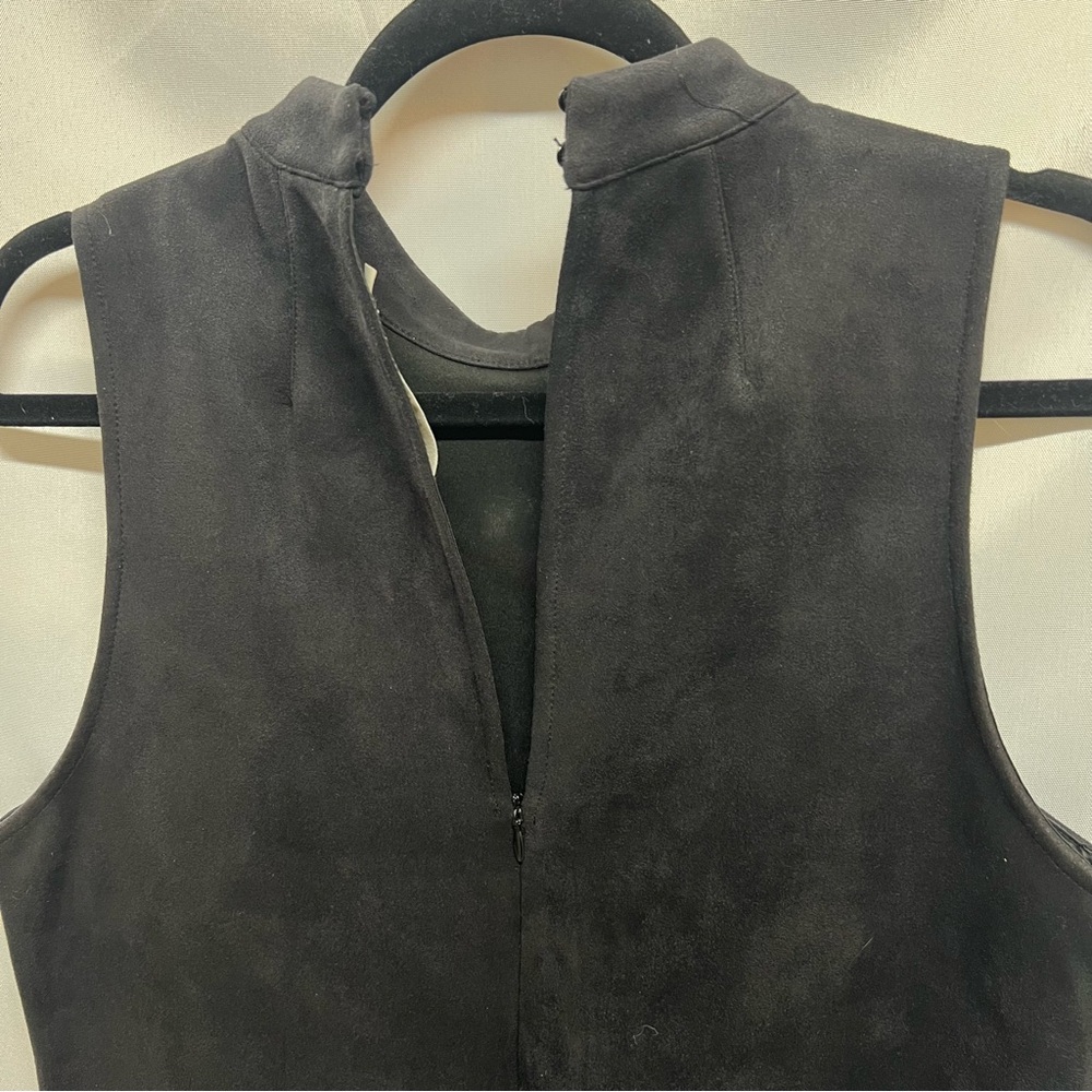 ASTR Black Faux Suede Shift Dress Sleeveless Mock Neck Medium - Picture 4 of 7